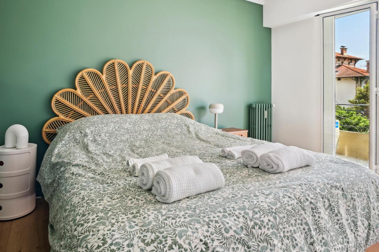 Designer Flat, Luxurious, Close From Palais, Terrasse, Private Garage, Air Conditoning كان المظهر الخارجي الصورة