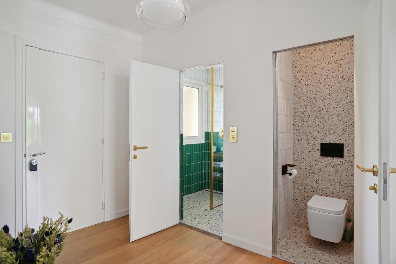 Designer Flat, Luxurious, Close From Palais, Terrasse, Private Garage, Air Conditoning كان المظهر الخارجي الصورة