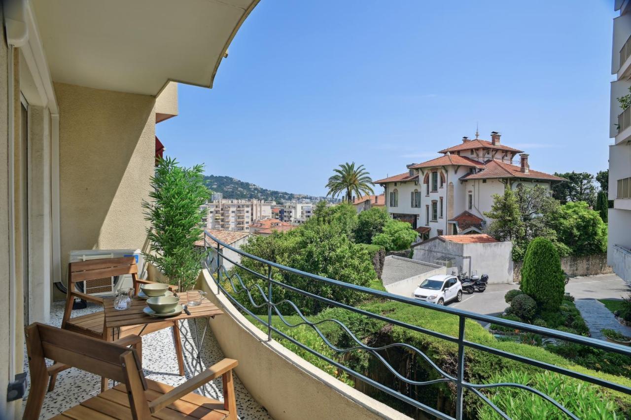 Designer Flat, Luxurious, Close From Palais, Terrasse, Private Garage, Air Conditoning كان المظهر الخارجي الصورة